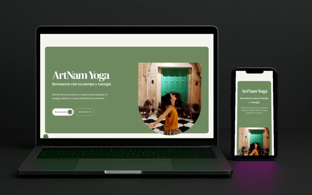 Web de ArtNam Yoga con el lema «Reconecta con tu cuerpo y energía», vista en portátil y en móvil